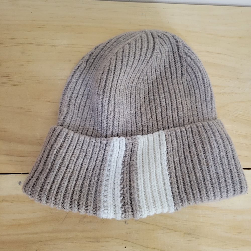 Athleta wool blend touque winter hat knit